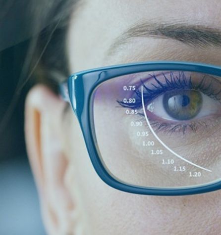 schematic diagram showing the increase in prism found in neurolens from the top part of the lens which is for distance and the bottom part of the lens that is for reading